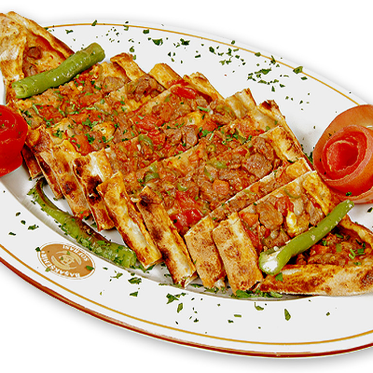 Kuşbaşılı Pide